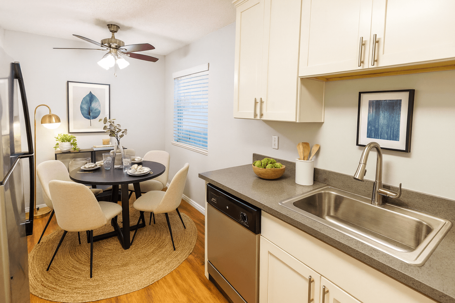 Apartments on Sycamore St · Newark